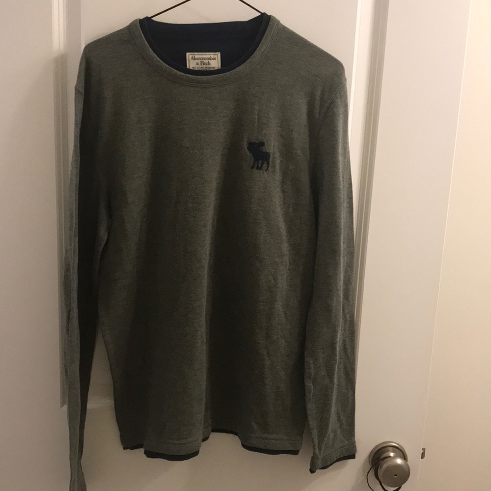 $7 Abercrombie long sleeve tee?! Impossible!